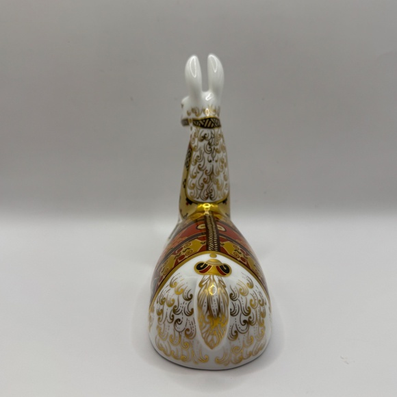 Royal Crown Derby Llama bone china paperweight figurine Collectors Guild Exclus - Picture 6 of 12